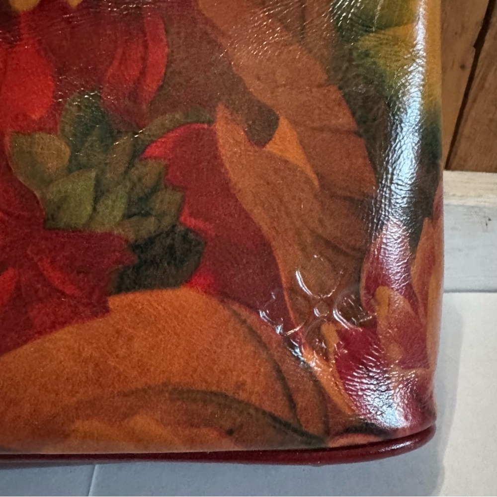 Floral Larone Patricia Nash Purse - Picture 5 of 15